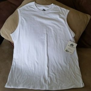 Nwt Sleeveless t-shirt